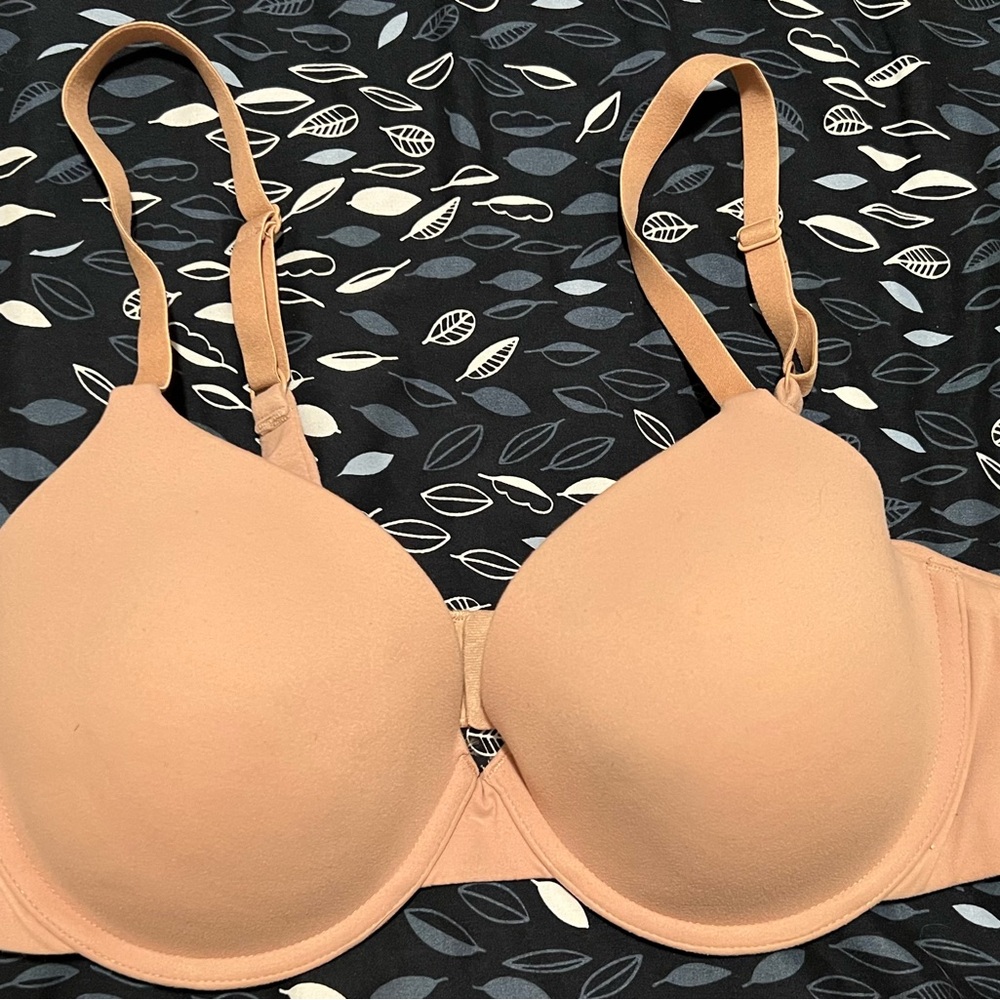 Gilligan & O'Malley Tan Bra with Molded Cups and Adjustable Straps
